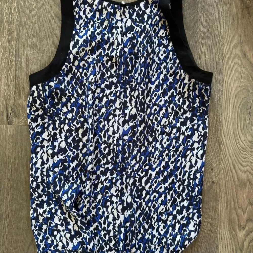 Banana Republic excellent like